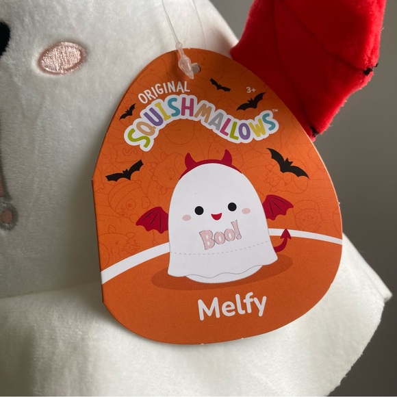 Melfy 8” Halloween Squishmallows 2023 - Picture 3 of 6